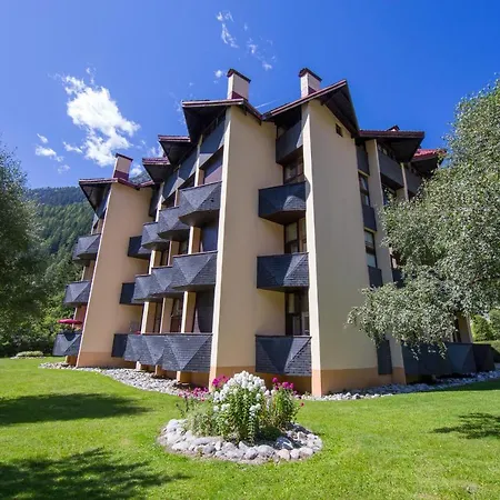 Sainte-foy-l'argentiere Sleeps 2 Chamonix